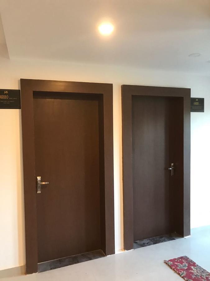 Heritage Studio Hotel Gandbal Buitenkant foto